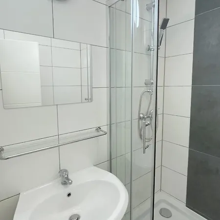 Monteurwohnung شقة